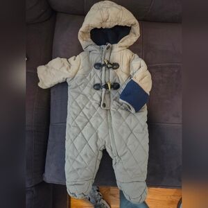 Perry Ellis Quilted Hooded Baby Snowsuit with Toggle Closures 0-3mths